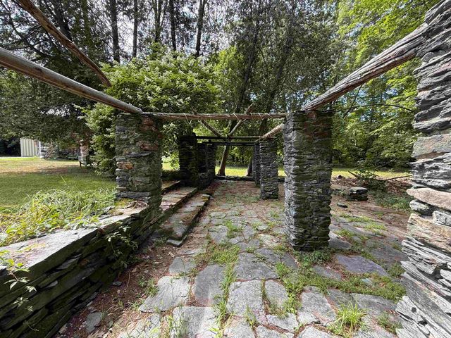 1 Foster Place, Claremont, NH 03743