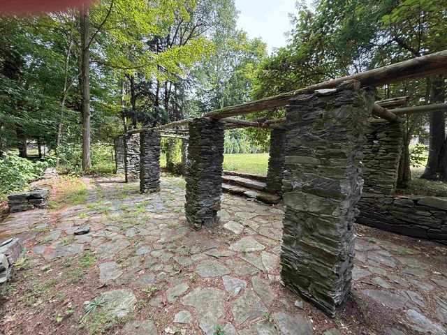 1 Foster Place, Claremont, NH 03743