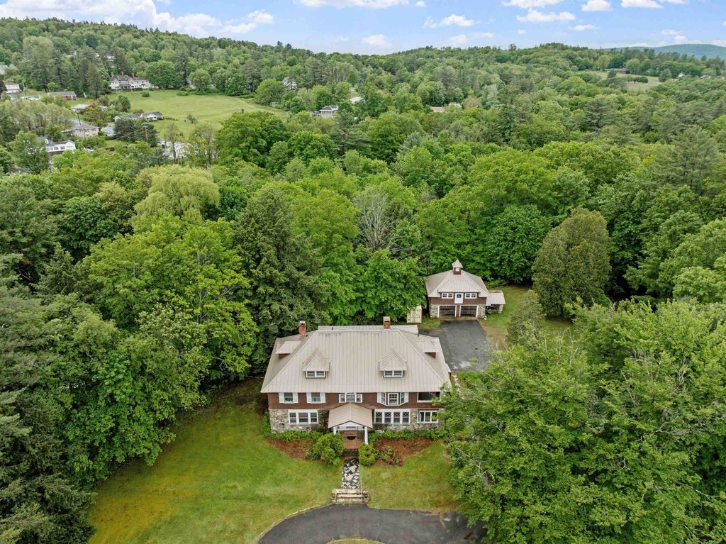 1 Foster Place, Claremont, NH 03743