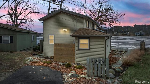 3080 Steeple Hill Road Road, White Lake, MI 48383