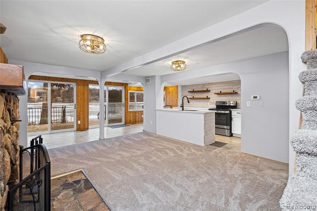 3080 Steeple Hill Road Road, White Lake, MI 48383