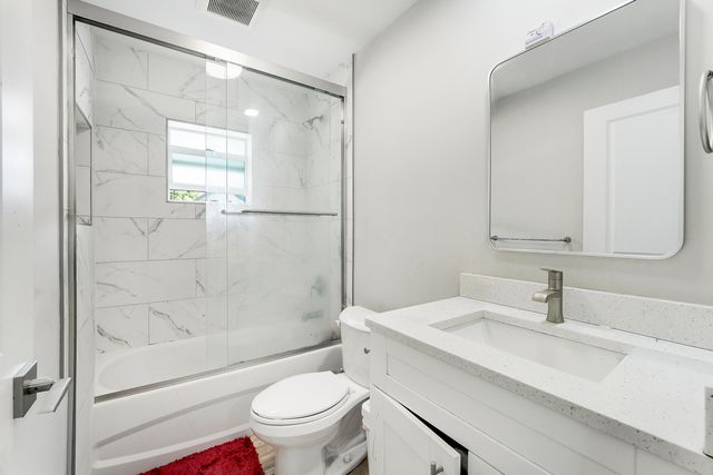 945 32ND Street, West Palm Beach, FL 33407