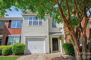 3915 Glenlea Commons Drive, Charlotte, NC 28216