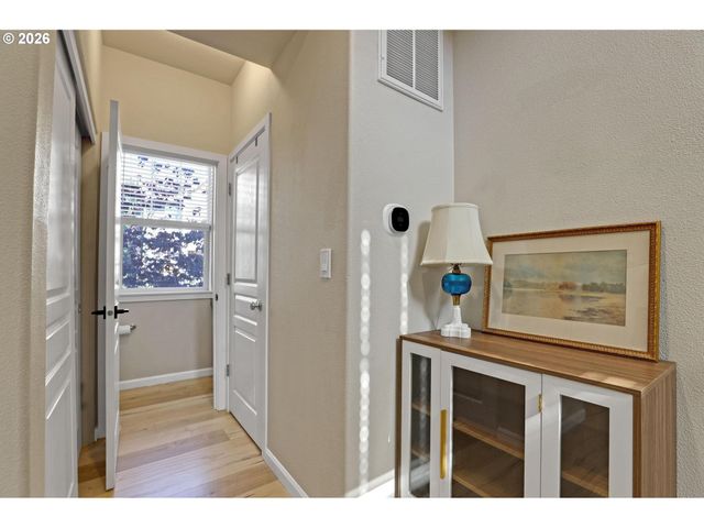 9061 Sw 155TH Ave, Beaverton, OR 97007