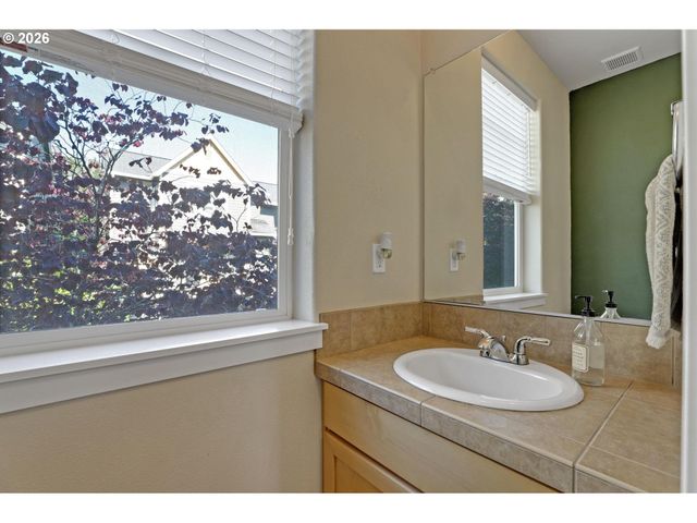 9061 Sw 155TH Ave, Beaverton, OR 97007