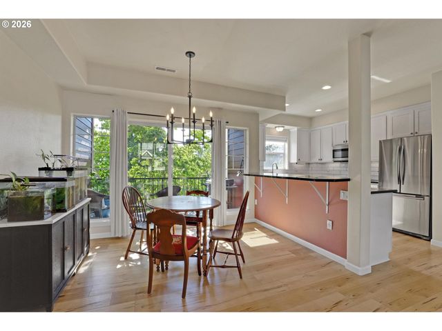 9061 Sw 155TH Ave, Beaverton, OR 97007