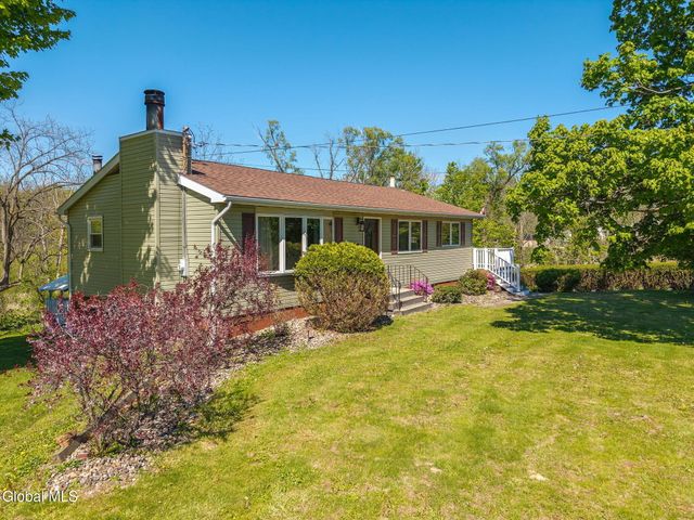 1309 Maple Hill Road, Schodack, NY 12033