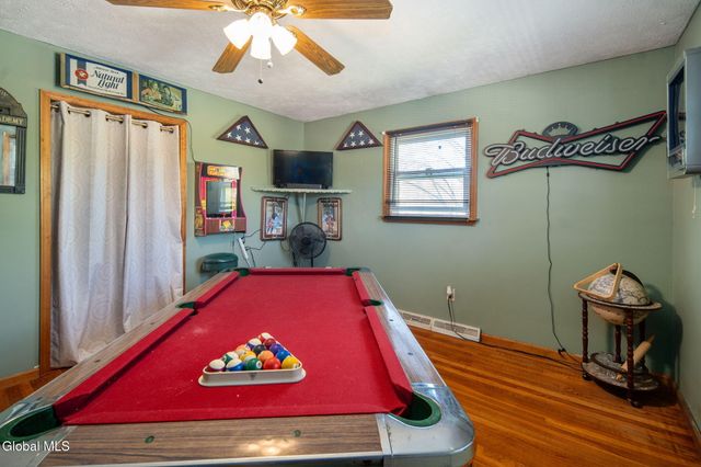 1309 Maple Hill Road, Schodack, NY 12033