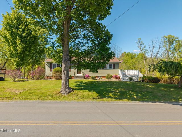 1309 Maple Hill Road, Schodack, NY 12033