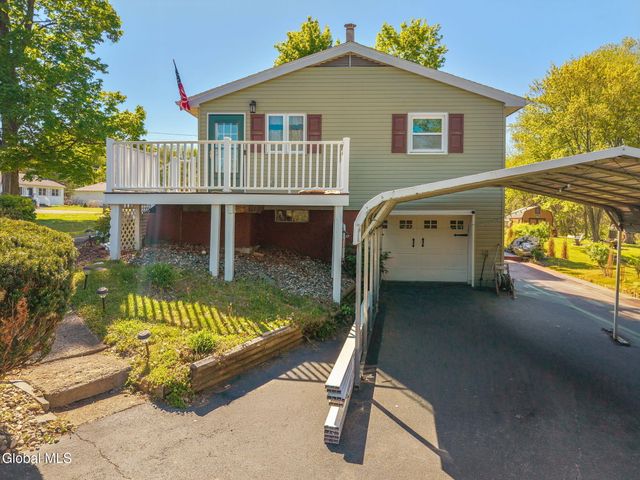 1309 Maple Hill Road, Schodack, NY 12033