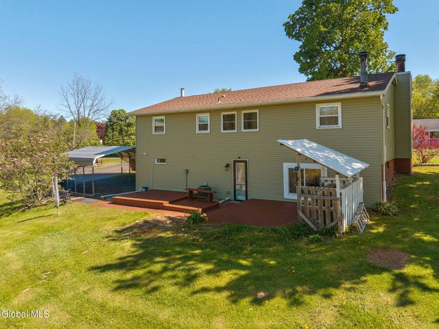 1309 Maple Hill Road, Schodack, NY 12033