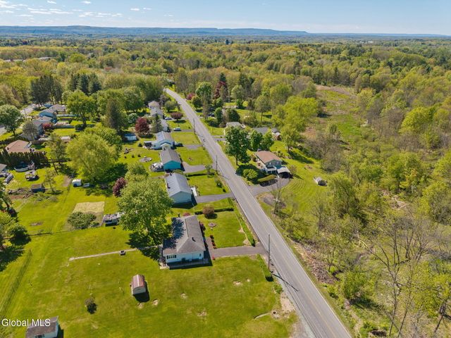 1309 Maple Hill Road, Schodack, NY 12033