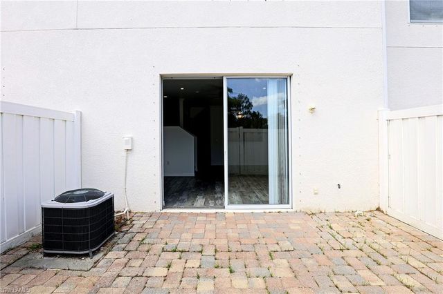 3629 Pine Oak CIR 102, Fort Myers, FL 33916