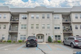 607 Brittany Drive, Wayne, NJ 07470