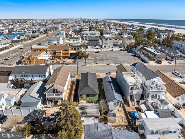 104 E 17TH ST, Ship Bottom, NJ 08008