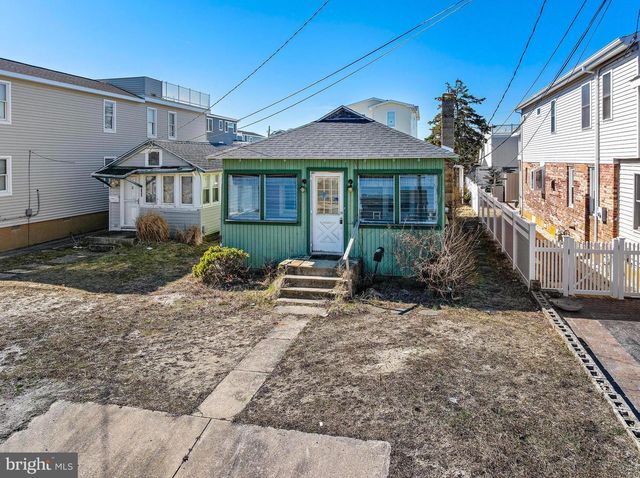 104 E 17TH ST, Ship Bottom, NJ 08008