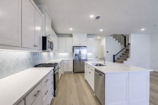 8861 Scarp Hill Lane, Frisco, TX 75035