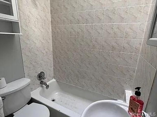 829 Jennings Street, Bronx, NY 10459