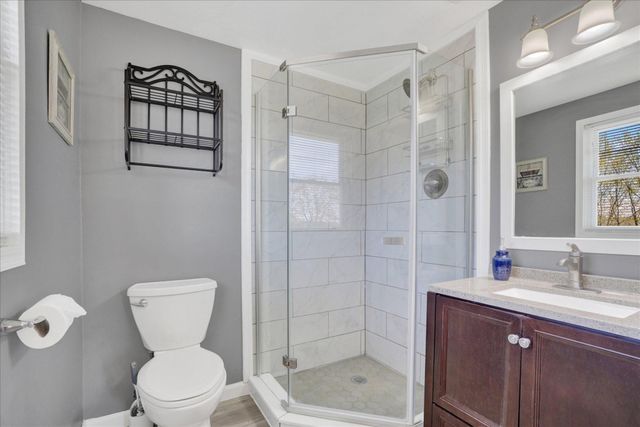 40 INDEPENDENCE DR, New Freedom, PA 17349