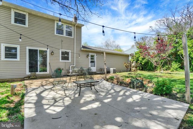 40 INDEPENDENCE DR, New Freedom, PA 17349
