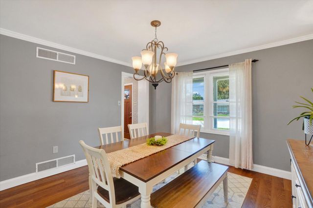 40 INDEPENDENCE DR, New Freedom, PA 17349