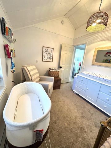 800 S 6th Street, Lindenhurst, NY 11757