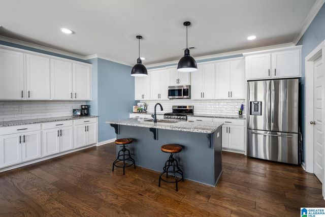 1037 UNALI LANE, Leeds, AL 35094
