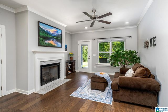 1037 UNALI LANE, Leeds, AL 35094