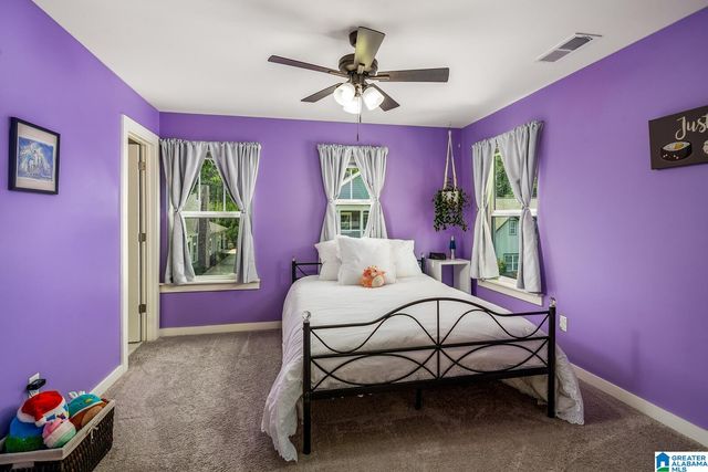 1037 UNALI LANE, Leeds, AL 35094