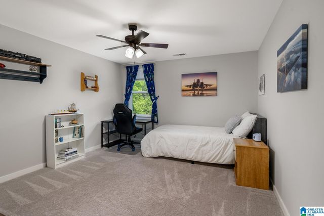 1037 UNALI LANE, Leeds, AL 35094