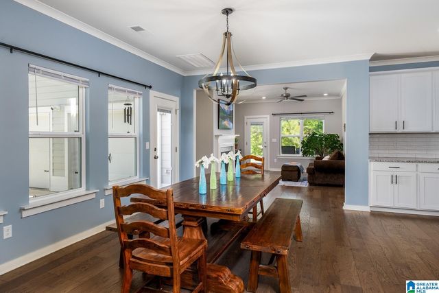 1037 UNALI LANE, Leeds, AL 35094
