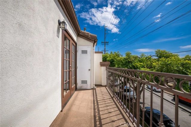 1030 Loma Avenue 107, Long Beach, CA 90804