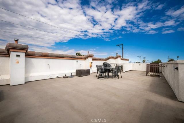 1030 Loma Avenue 107, Long Beach, CA 90804