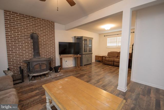 997 BUCK HEIGHTS RD, Quarryville, PA 17566