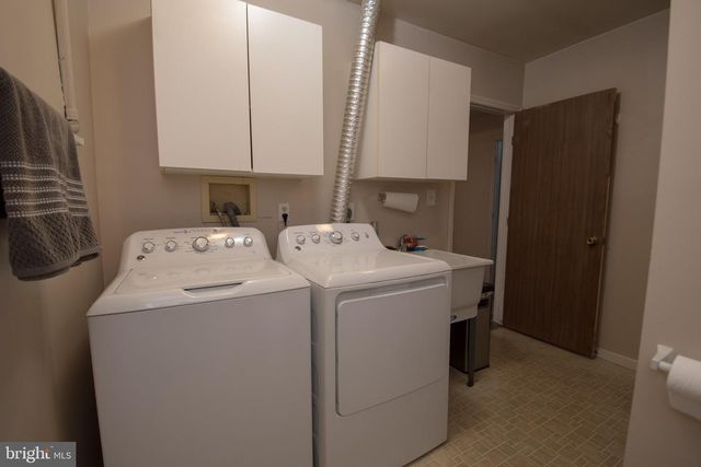 997 BUCK HEIGHTS RD, Quarryville, PA 17566