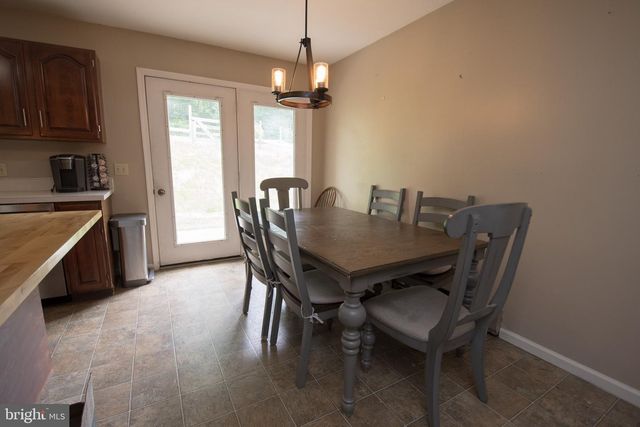 997 BUCK HEIGHTS RD, Quarryville, PA 17566