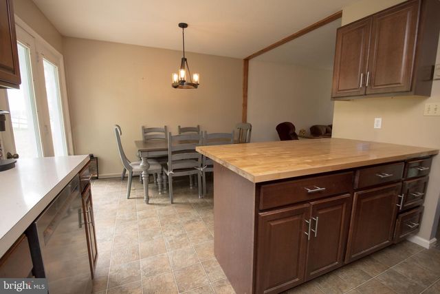 997 BUCK HEIGHTS RD, Quarryville, PA 17566