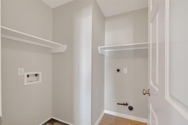 9205 Caddo Court, La Porte, TX 77571