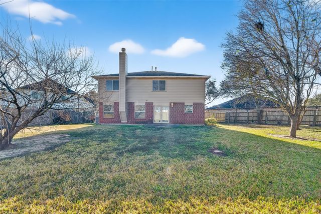 9205 Caddo Court, La Porte, TX 77571