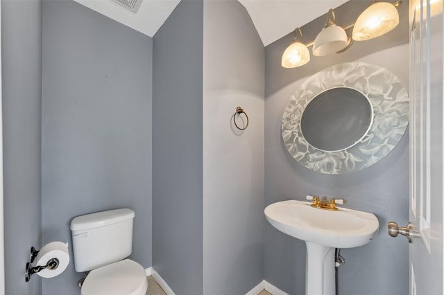 9205 Caddo Court, La Porte, TX 77571