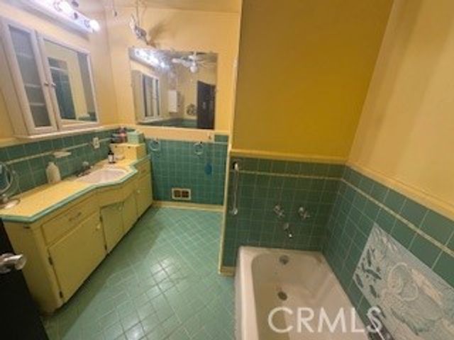 8331 Jackson Street, Paramount, CA 90723