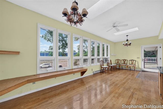 3135 Lakeshore Drive, Muskegon, MI 49441