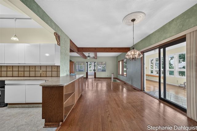 3135 Lakeshore Drive, Muskegon, MI 49441