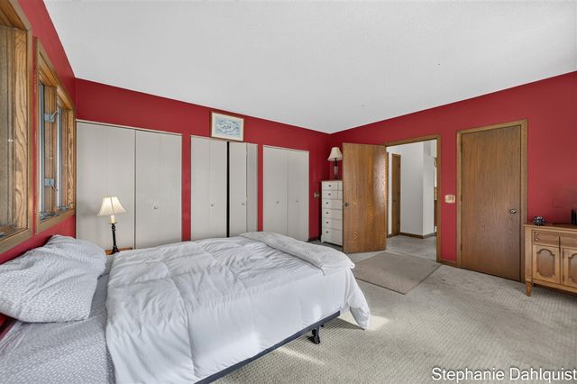 3135 Lakeshore Drive, Muskegon, MI 49441