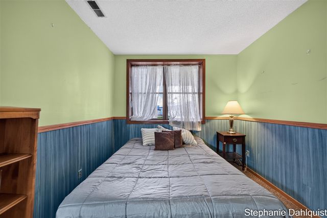 3135 Lakeshore Drive, Muskegon, MI 49441