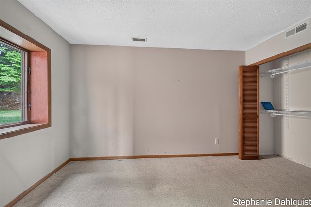 3135 Lakeshore Drive, Muskegon, MI 49441