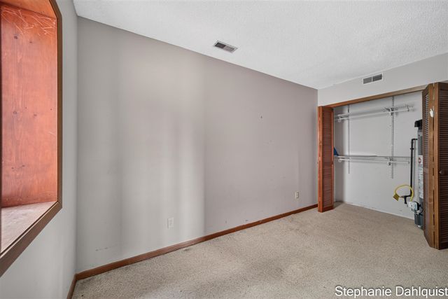 3135 Lakeshore Drive, Muskegon, MI 49441