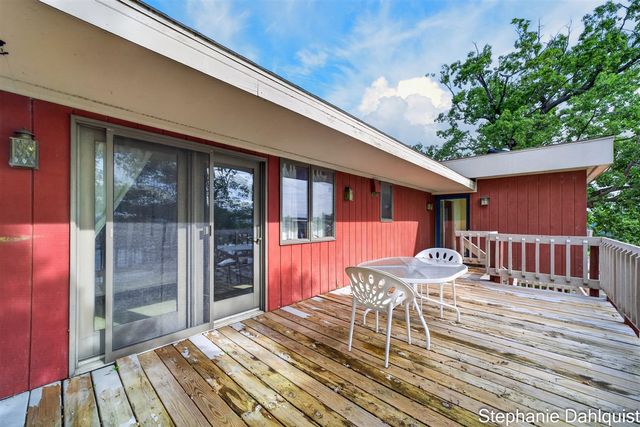 3135 Lakeshore Drive, Muskegon, MI 49441