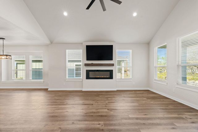 853 Cypress LN, Cottonwood Shores, TX 78657