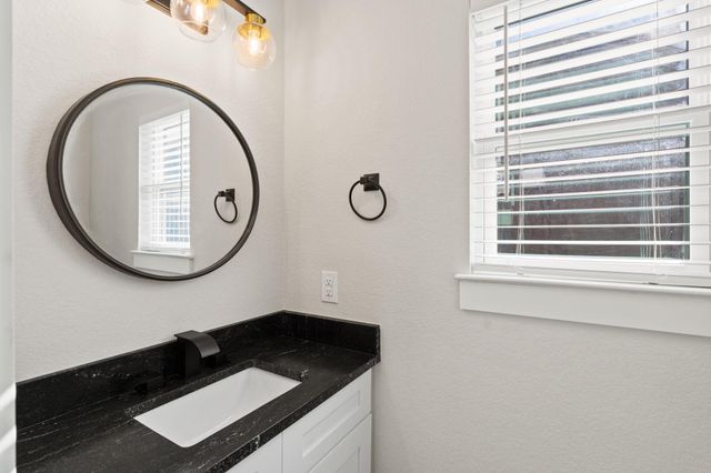 853 Cypress LN, Cottonwood Shores, TX 78657